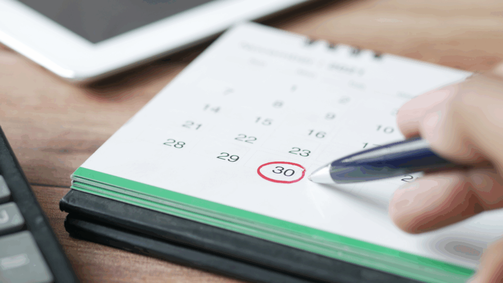 Calendar with encircled day 30 as reminder of due date